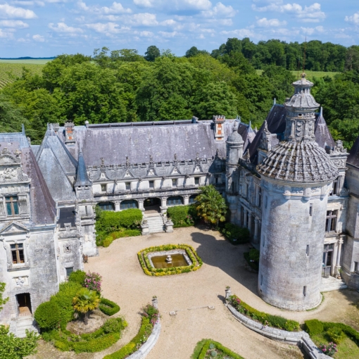 Vue aérienne du Château d’Usson, site du Château des Énigmes à Pons.